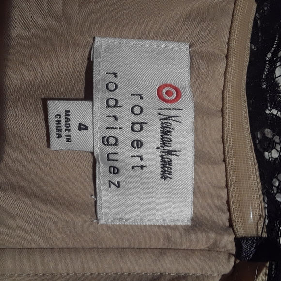 Black lace strapless dress - Picture 4 of 8